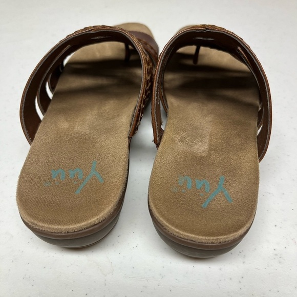 Yui Brown Slip On Sandals - Picture 3 of 10